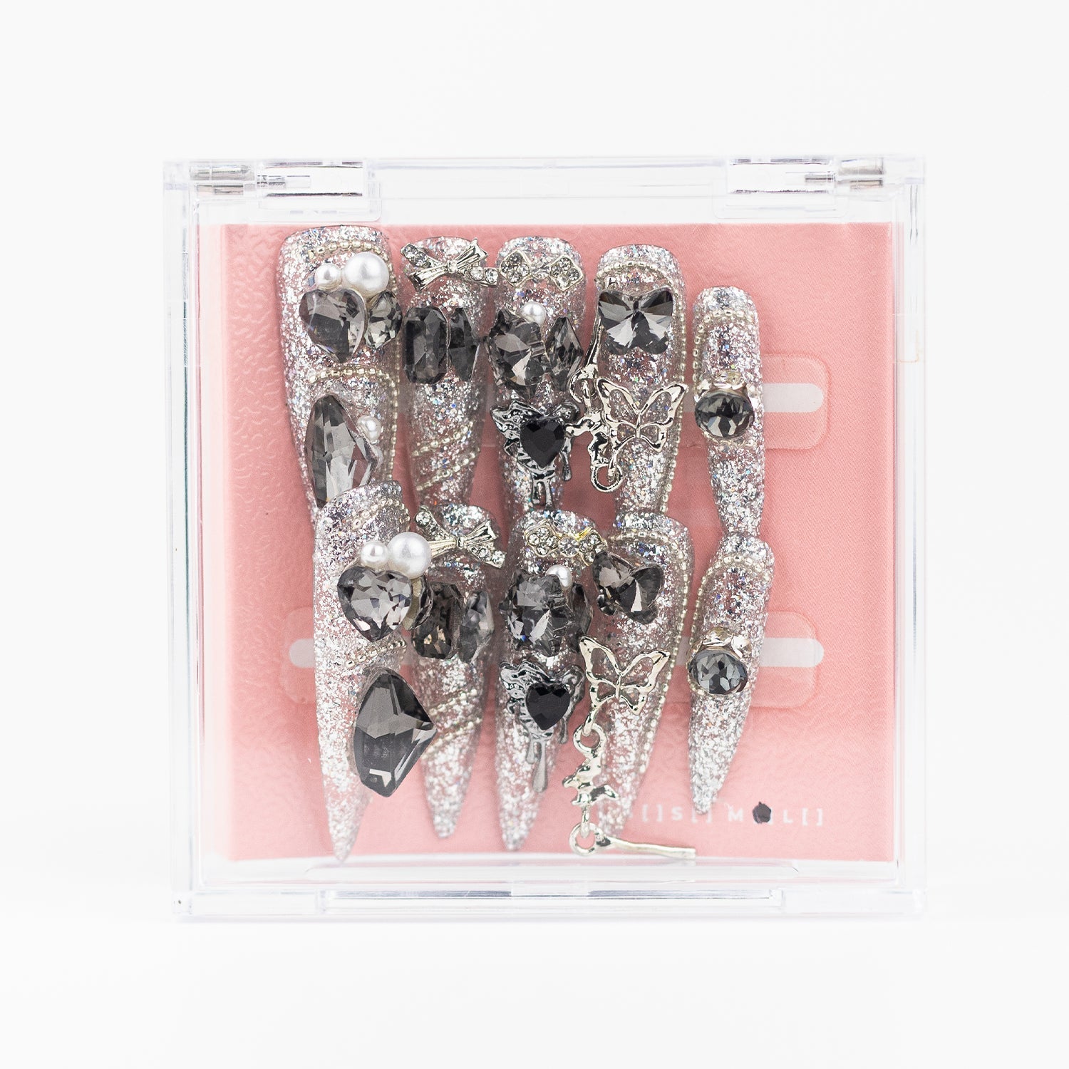 #1962 – Crystal Widow | Almond