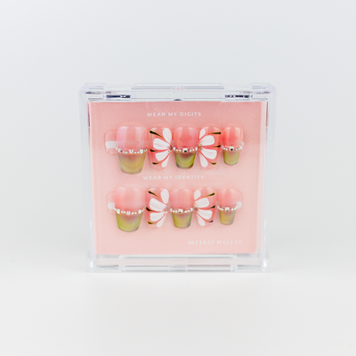 #1655 – Winx Club | Medium, Coffin Reusable Ready-to-Wear Nails