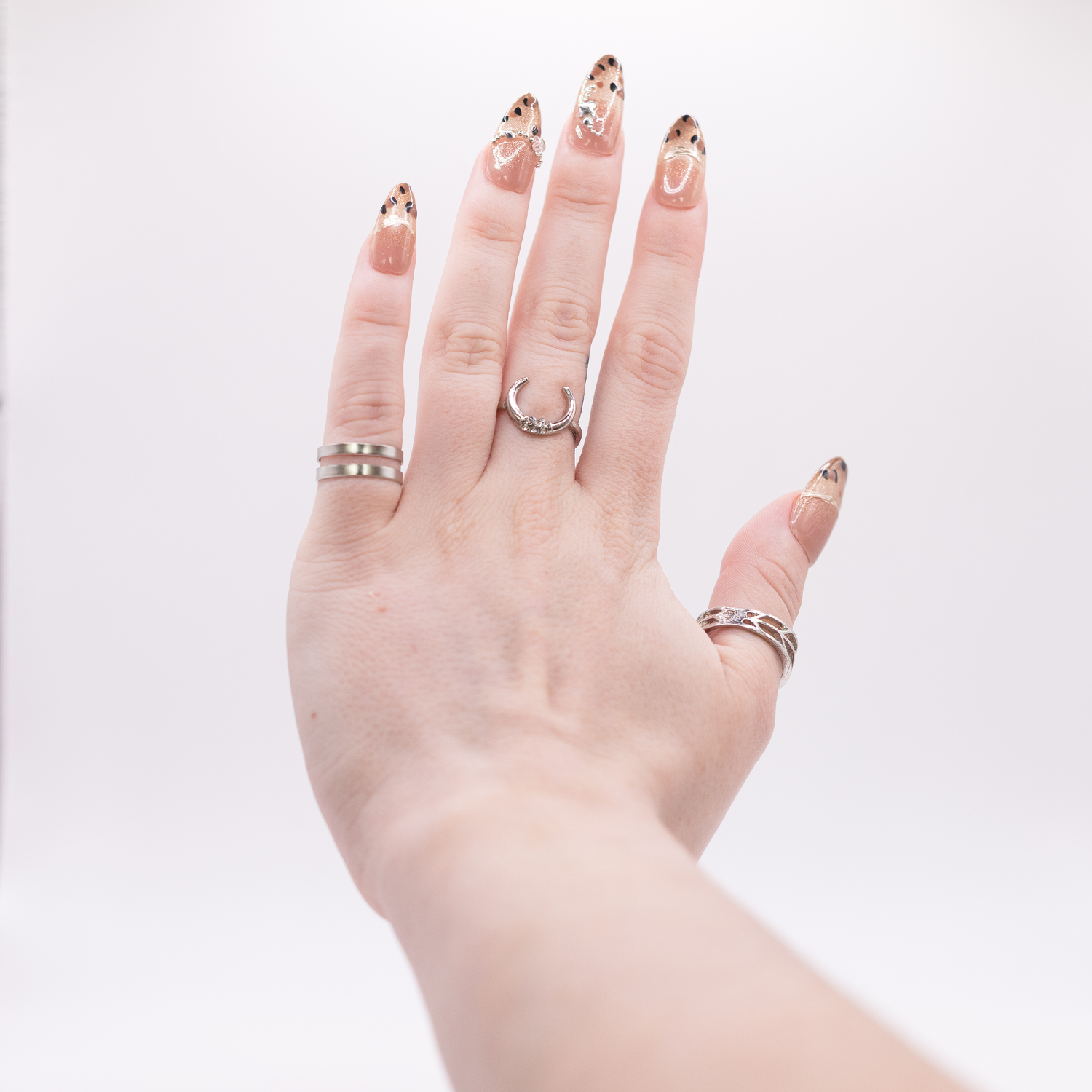 #2102 – Roaring Luxe | Medium, Oval Reusable Ready-to-Wear Nails