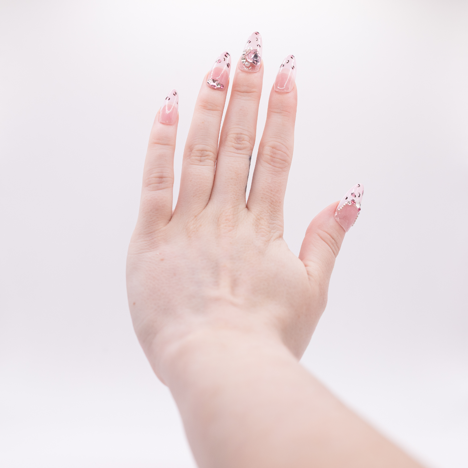 #2393 – Glitter Prowl | Medium, Oval Reusable Ready-to-Wear Nails