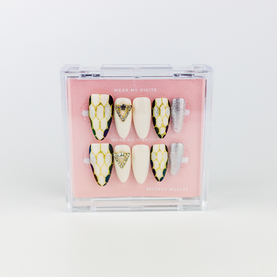 #2495 – Serpent Gold | Long, Almond Reusable Ready-to-Wear Nails