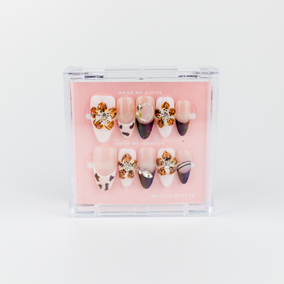 #2508 – Savanna Bloom | Medium, Oval Reusable Ready-to-Wear Nails