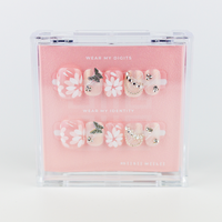 Buy Daisy drape press on nails in Round shape, Party, Holiday theme, Pink colour and Short length.
