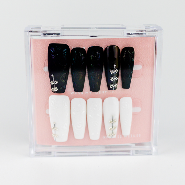 #1642 – Yin Yang | Long, Coffin Reusable Ready-to-Wear Nails